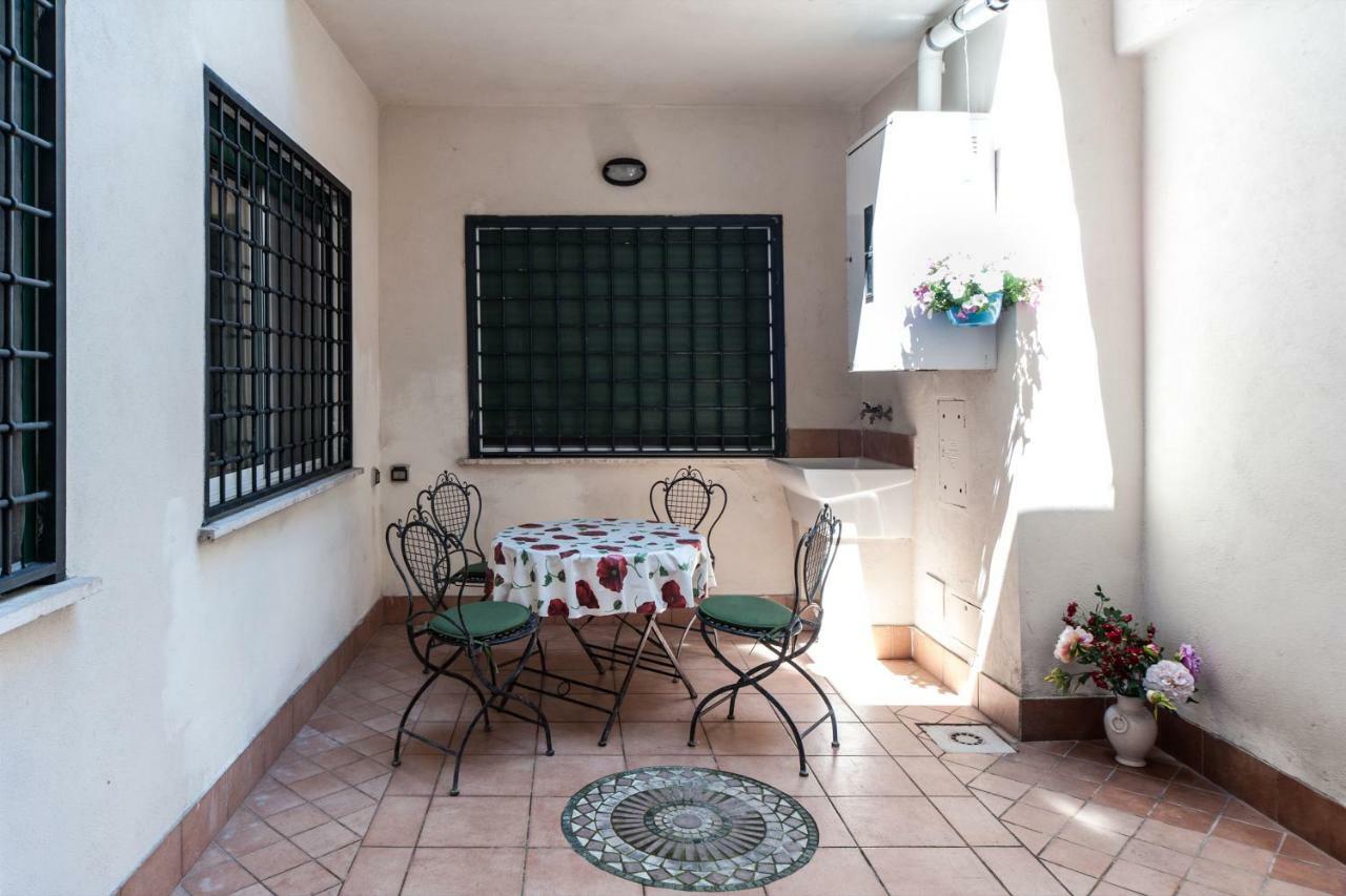 Mons Aureus Resort Roma Eksteriør bilde